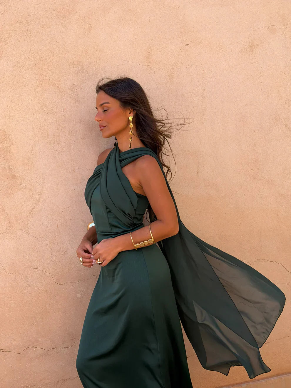 Noa | Vintage Plain Dress with Bow and High Waist