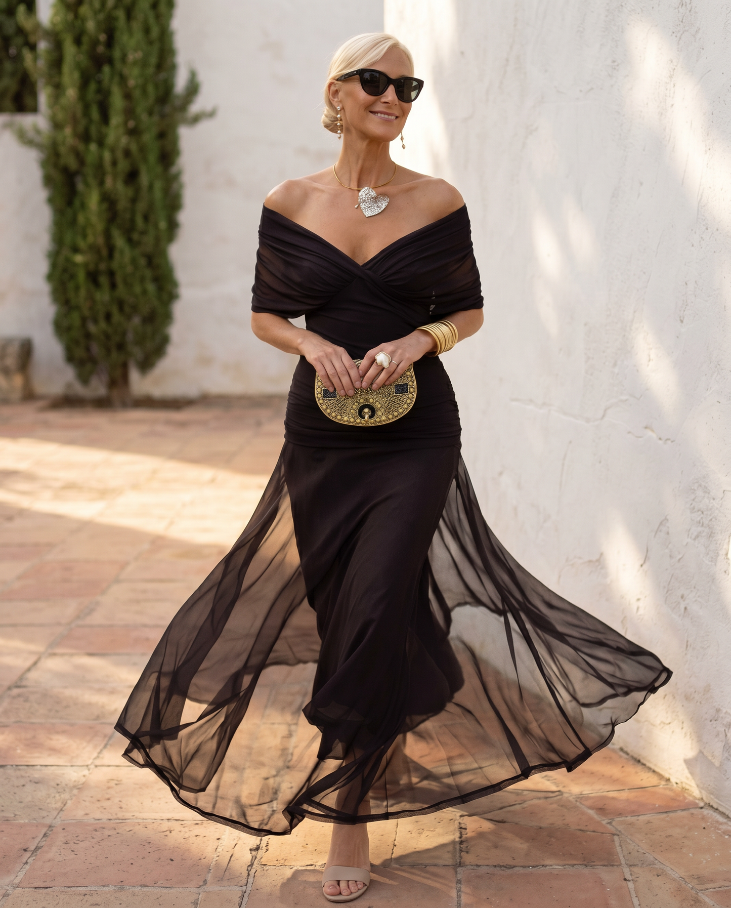 Elegant Maxi Party Dress with Sweetheart Neckline