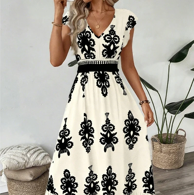 Candela | Baroque Maxi Dress with V-Neckline